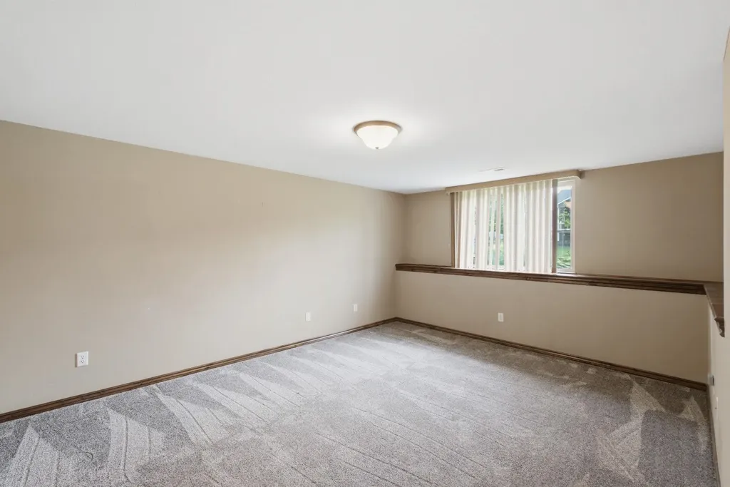 2249 N Stonegate Andover KS 67002