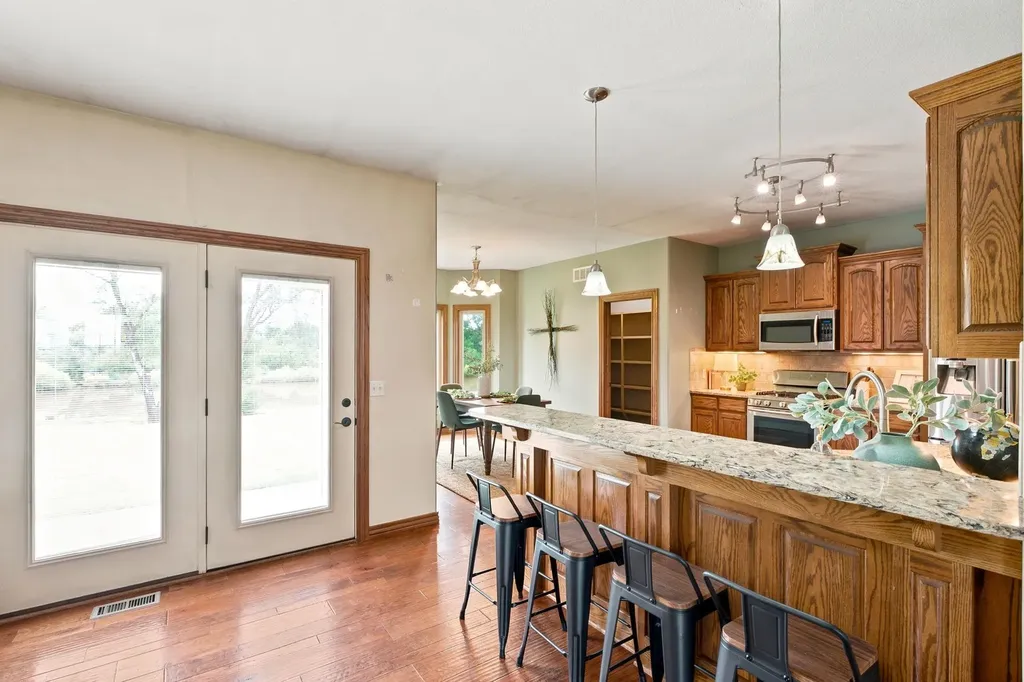 962 W 120th Avenue N Conway Springs KS 67031-8046