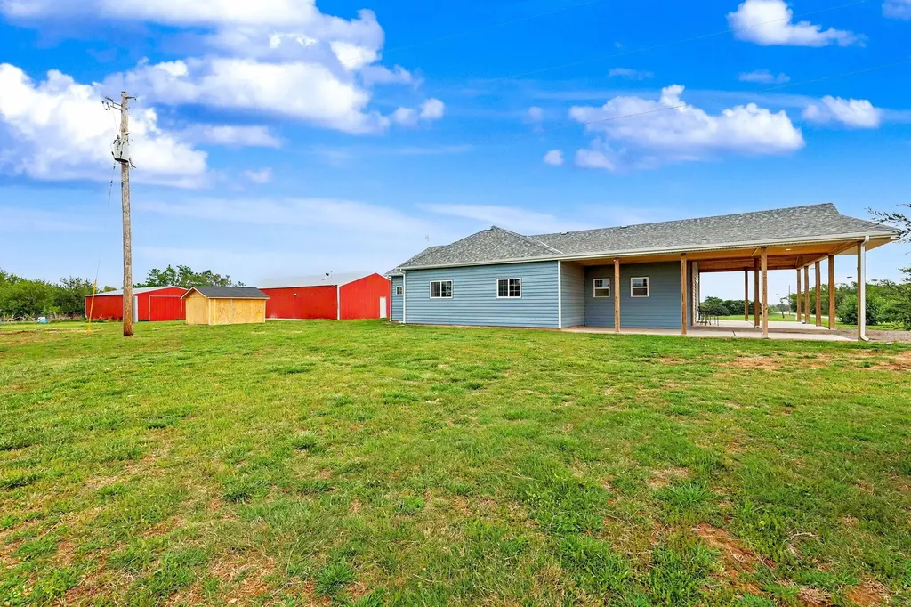 12024 SW 160th Street Rose Hill KS 67133