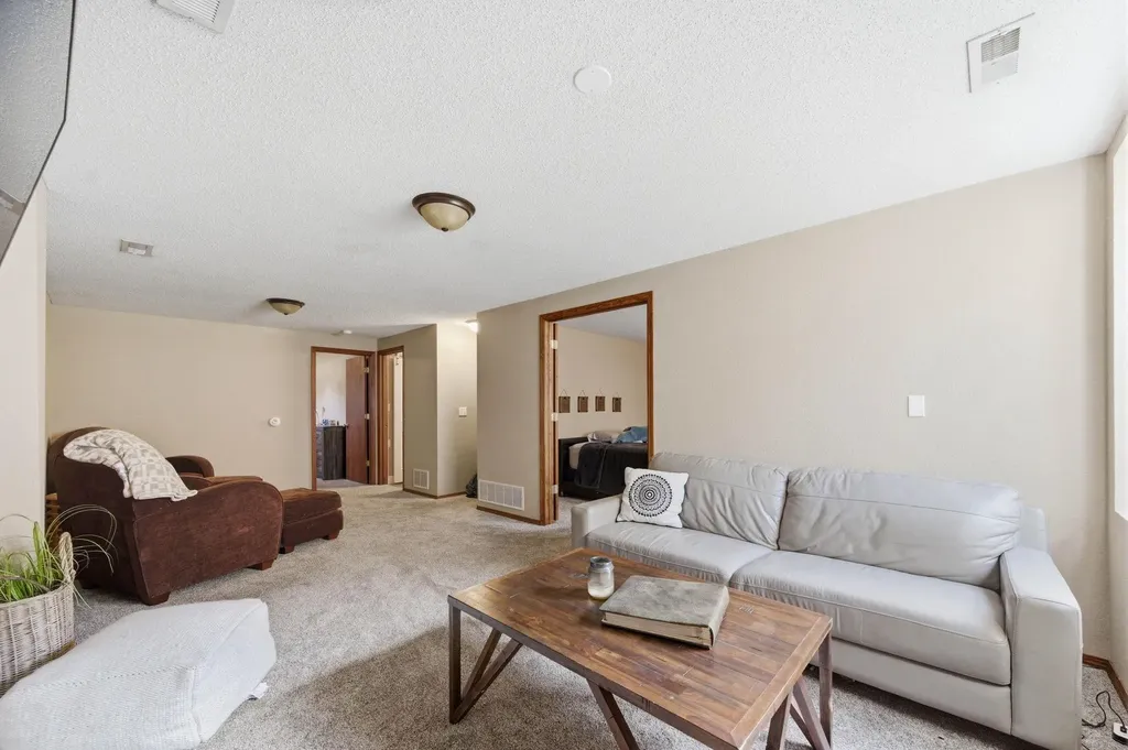 849 S Sunset Circle Andover KS 67002