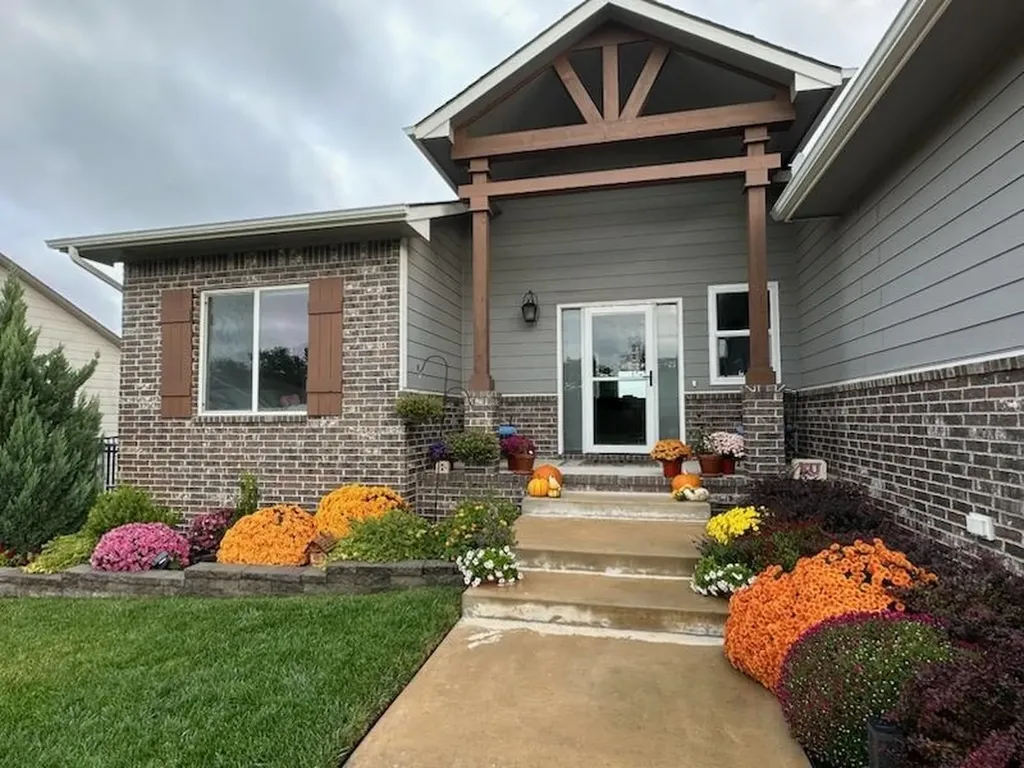 920 E Freedom Street Derby KS 67037