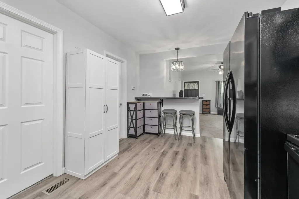 321 E Harvey Wellington KS 67152