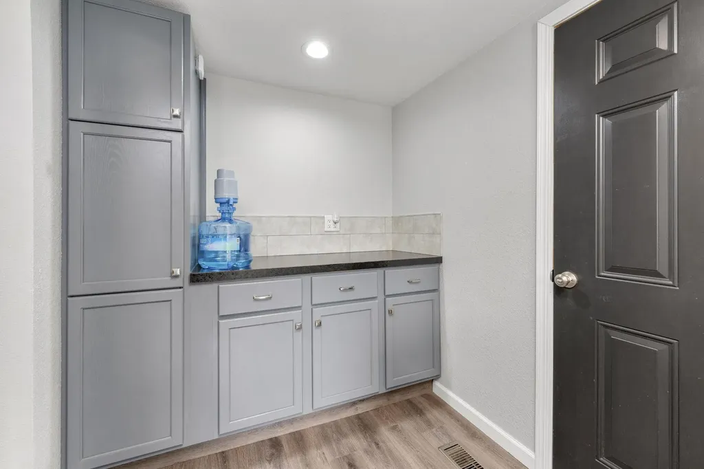 321 E Harvey Wellington KS 67152