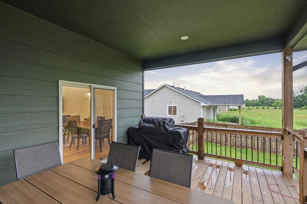 555 S Arbor Valley Way Valley Center KS 67147