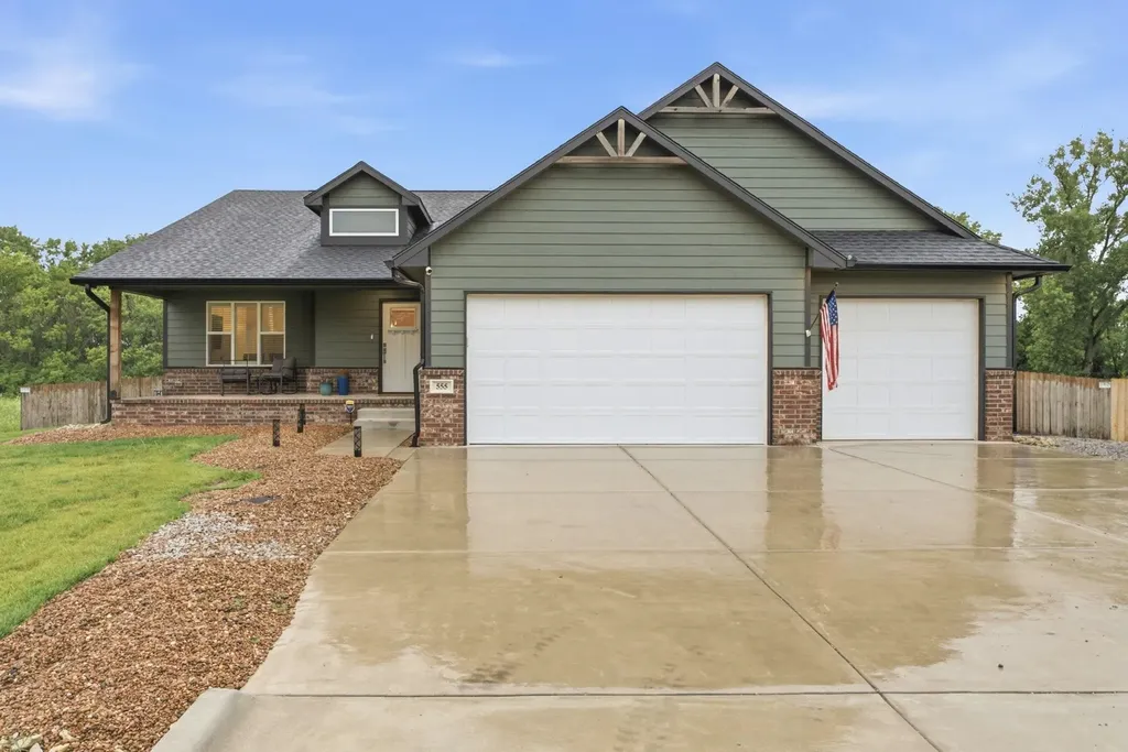 555 S Arbor Valley Way Valley Center KS 67147