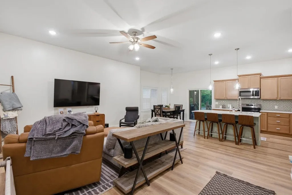 555 S Arbor Valley Way Valley Center KS 67147