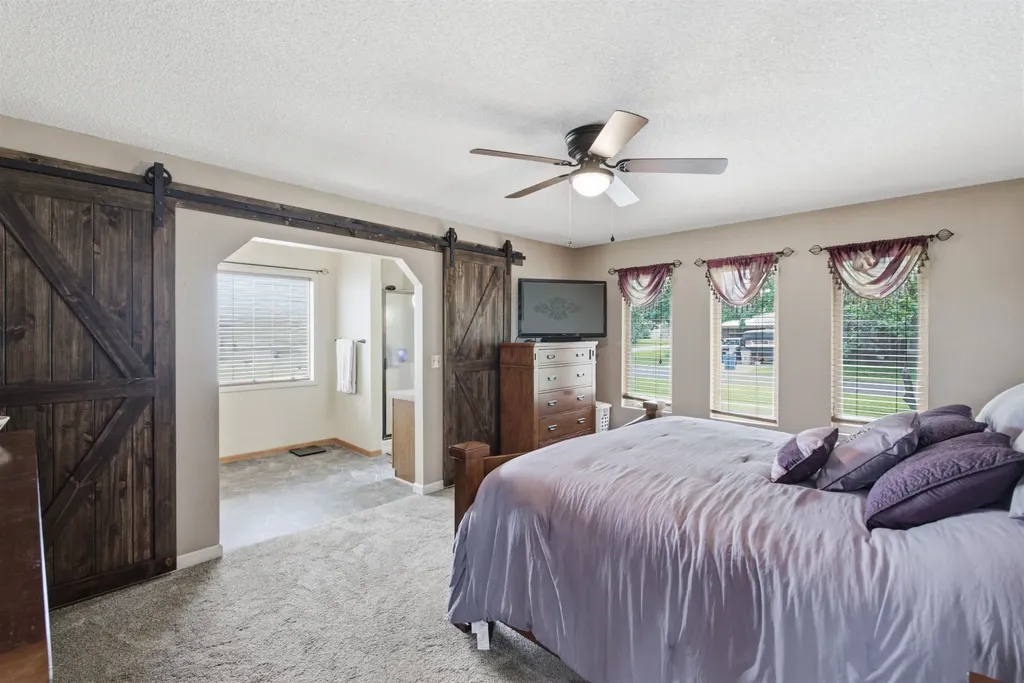 405 Riverview Street Douglass KS 67039-9402