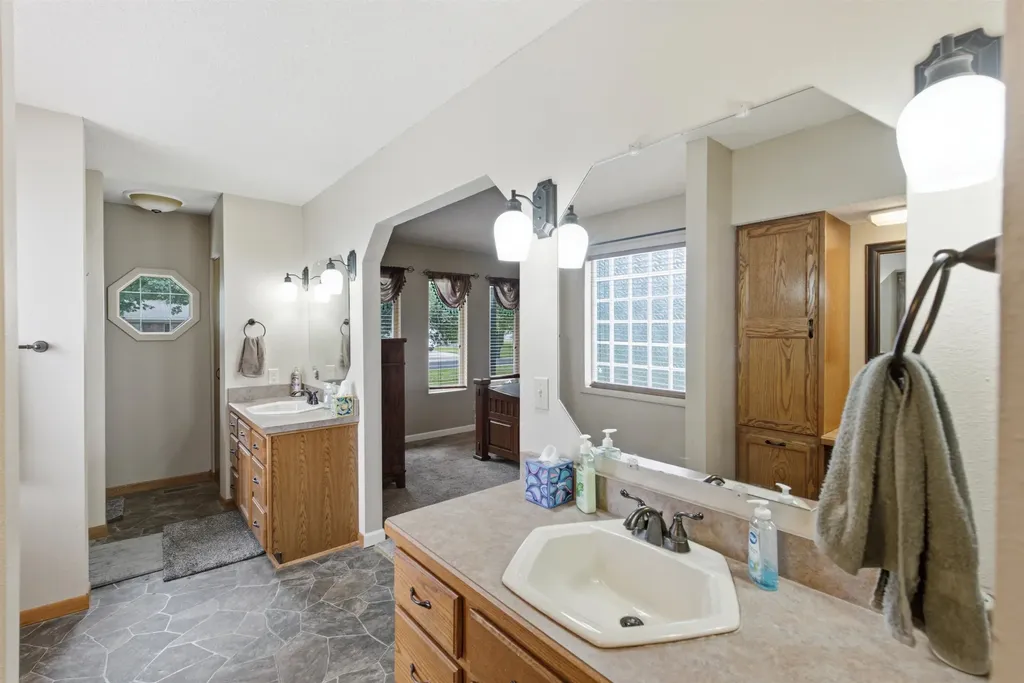 405 Riverview Street Douglass KS 67039-9402