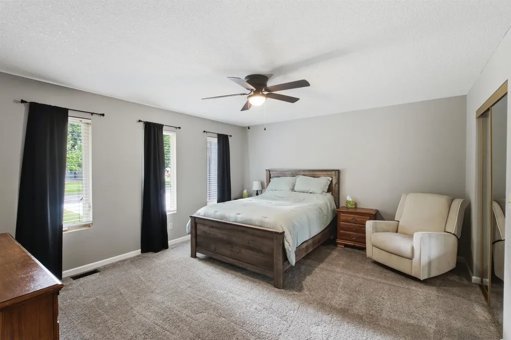 405 Riverview Street Douglass KS 67039-9402