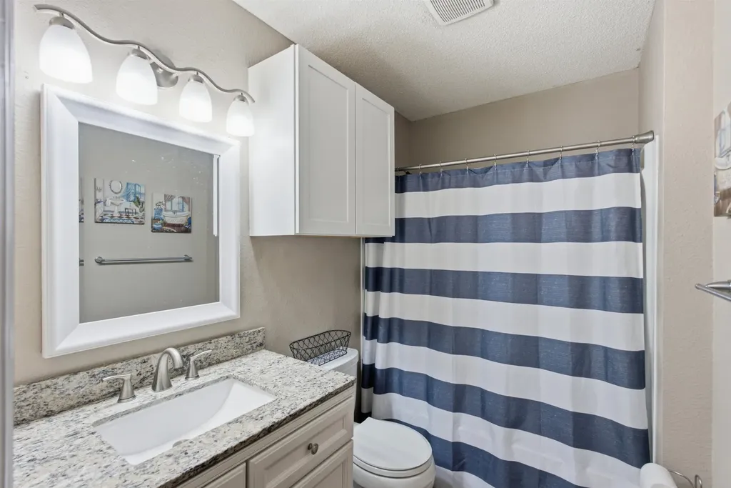 405 Riverview Street Douglass KS 67039-9402