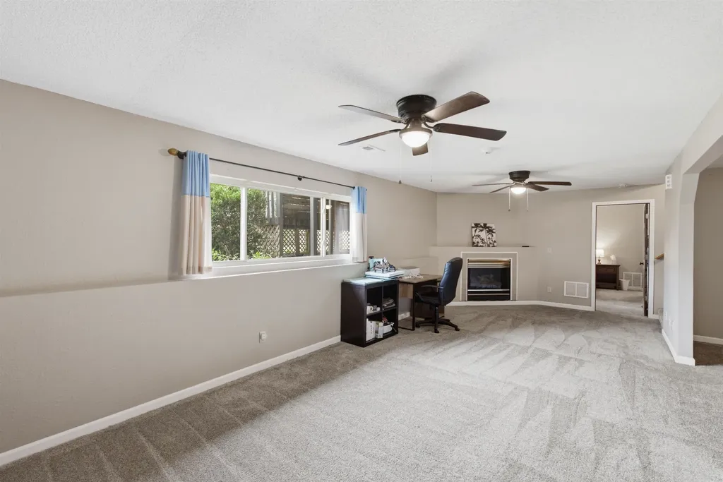 405 Riverview Street Douglass KS 67039-9402