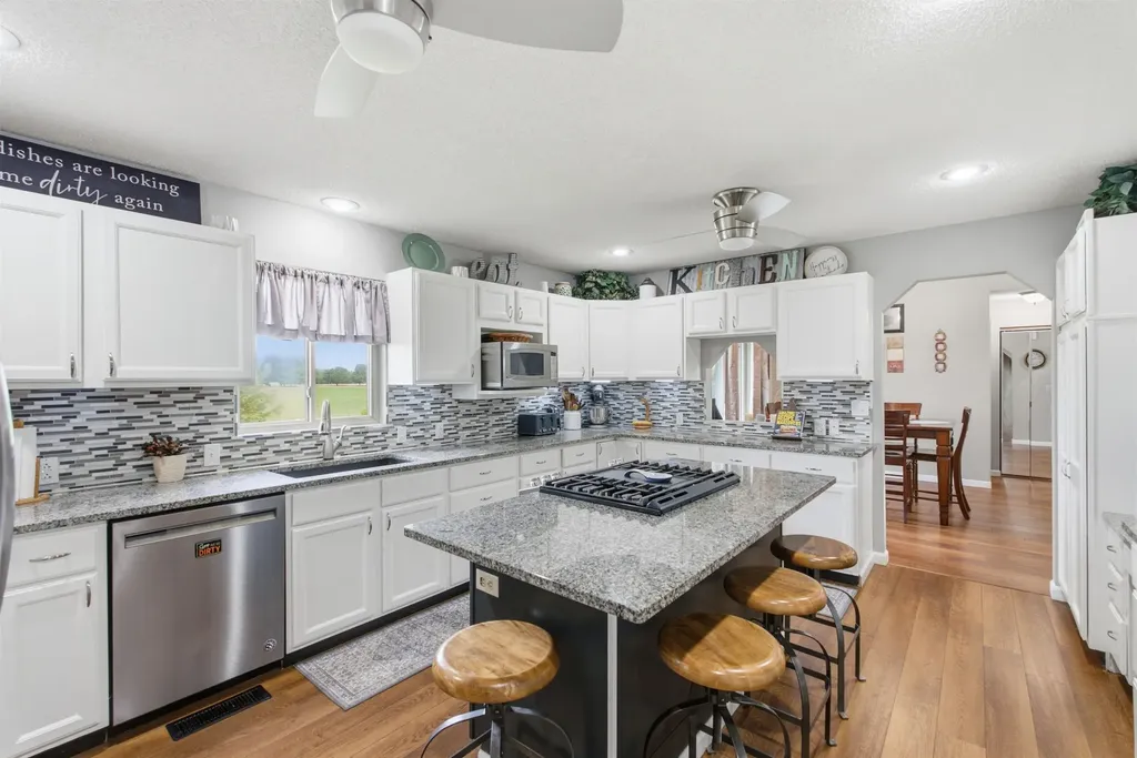405 Riverview Street Douglass KS 67039-9402