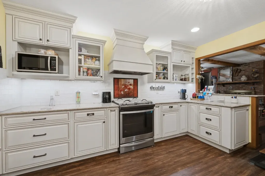 3075 W River Park Drive Wichita KS 67203-2080