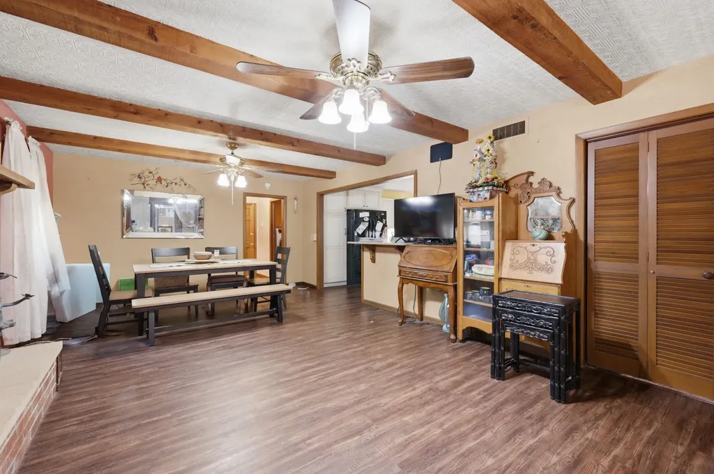 3075 W River Park Drive Wichita KS 67203-2080