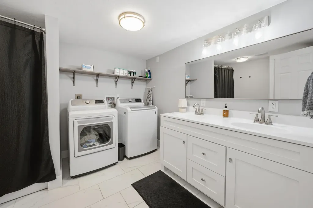 324 N Fountain Wichita KS 67208