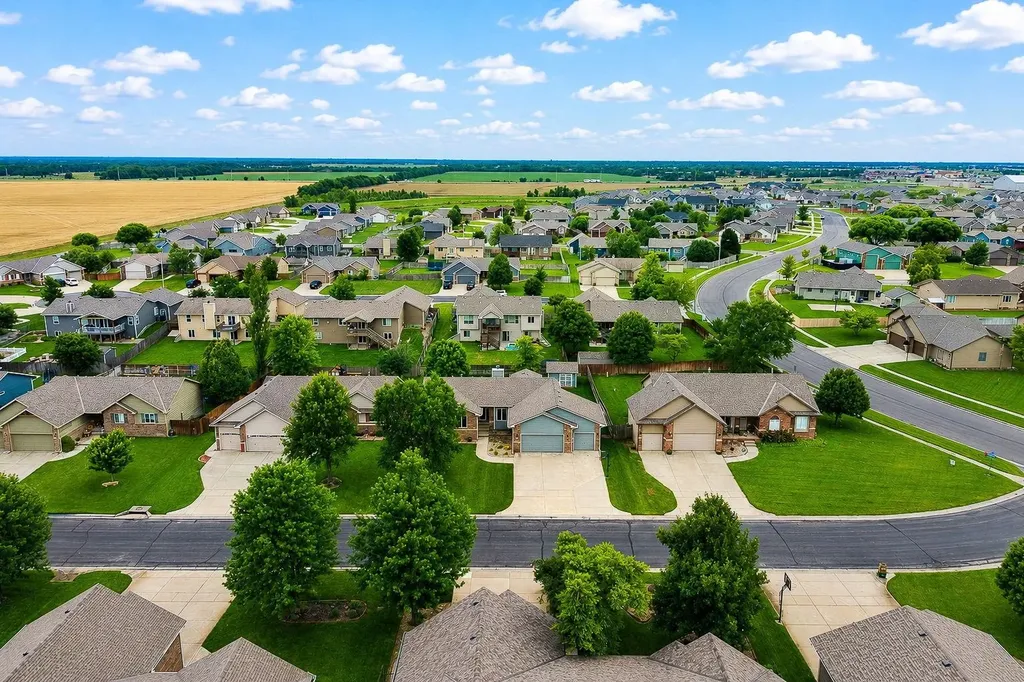 2536 E Saint Andrew Goddard KS 67052
