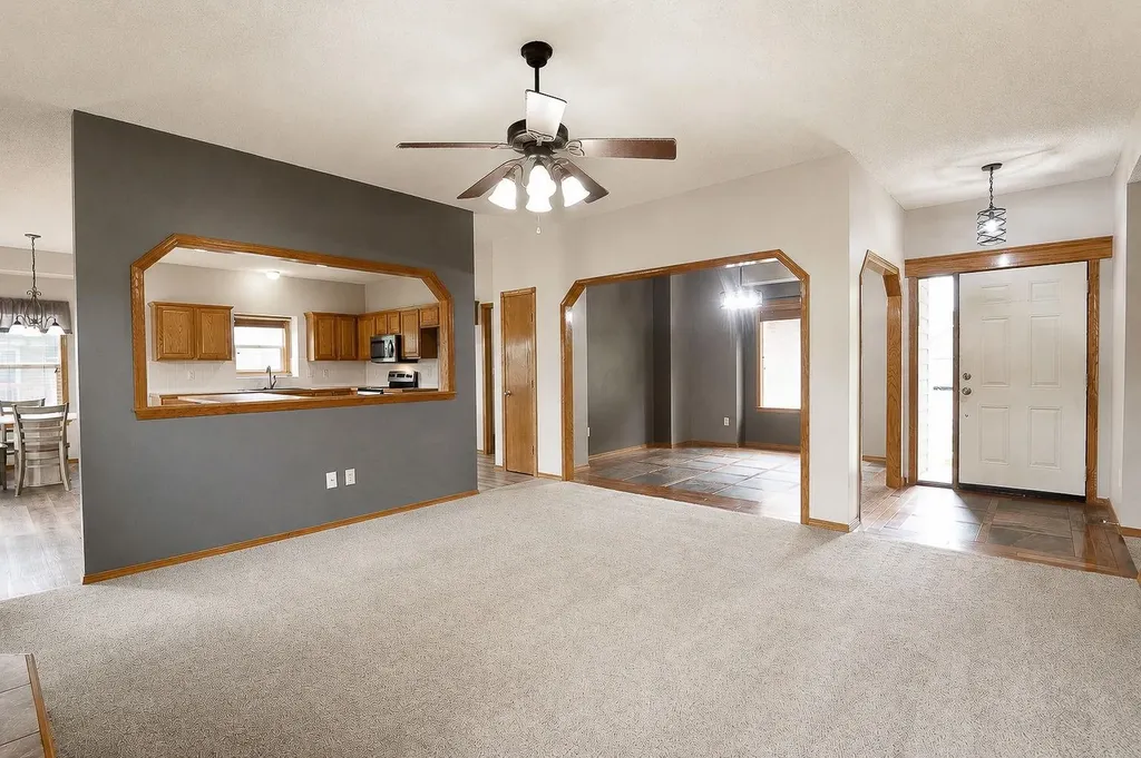 2536 E Saint Andrew Goddard KS 67052