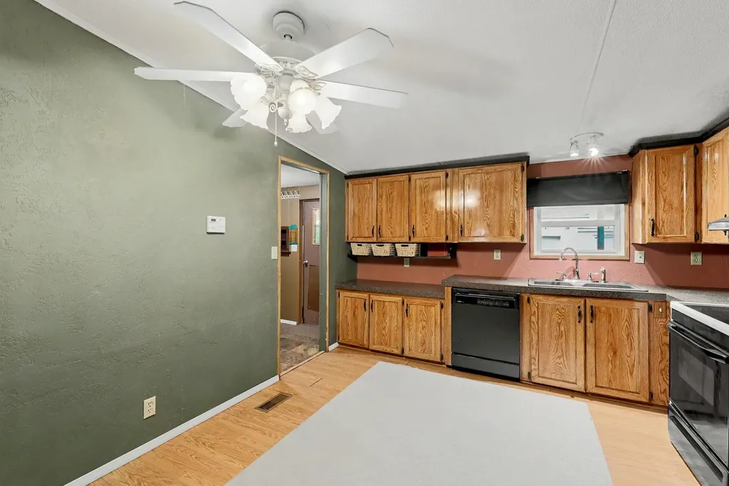325 S Wichita Benton KS 67017