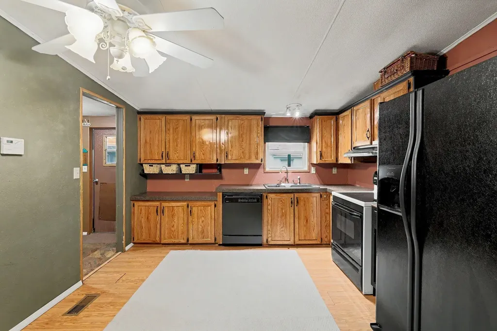 325 S Wichita Benton KS 67017