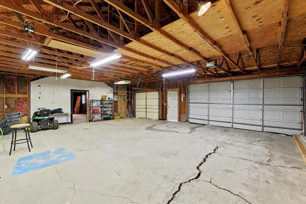 325 S Wichita Benton KS 67017