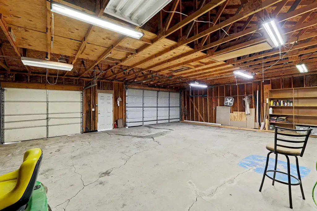 325 S Wichita Benton KS 67017