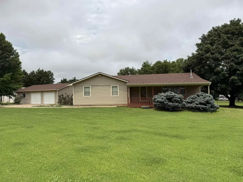 4962 294th Arkansas City KS 67005