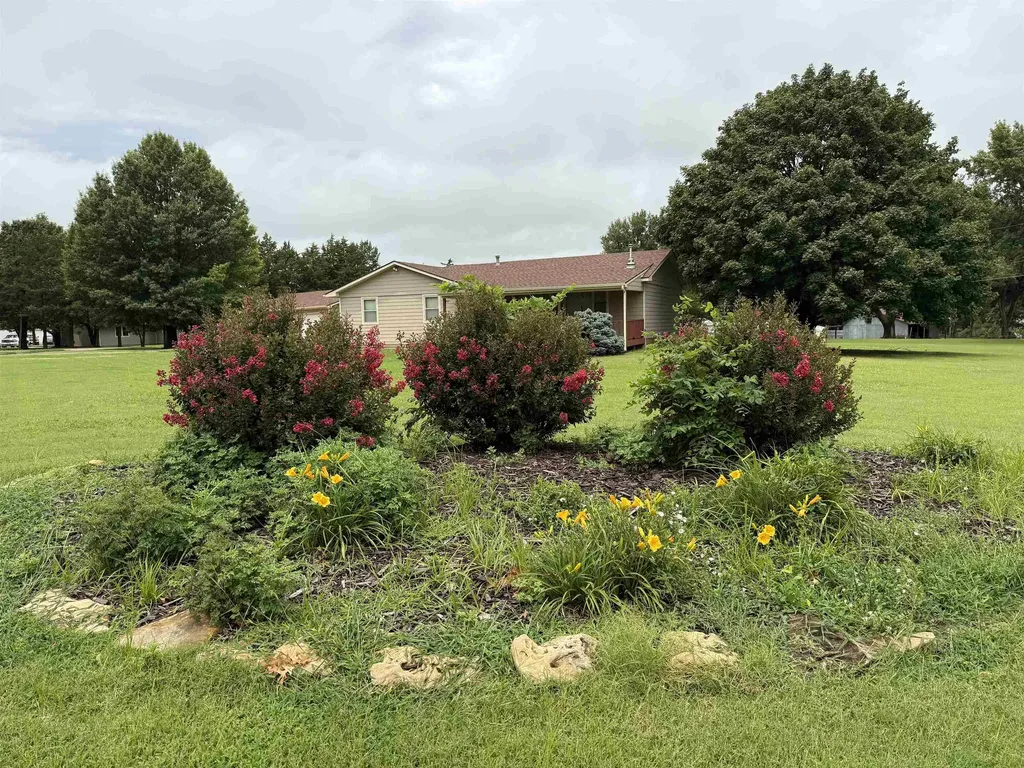 4962 294th Arkansas City KS 67005