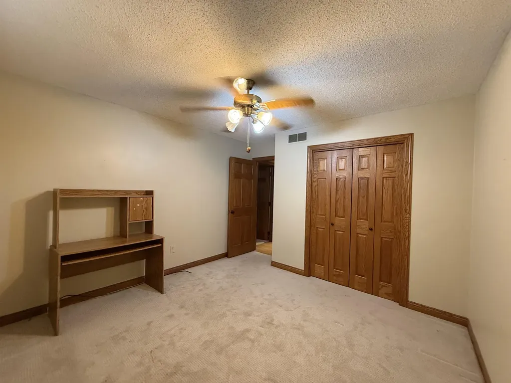 4962 294th Arkansas City KS 67005