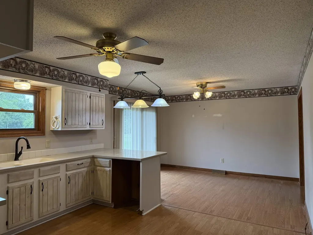 4962 294th Arkansas City KS 67005