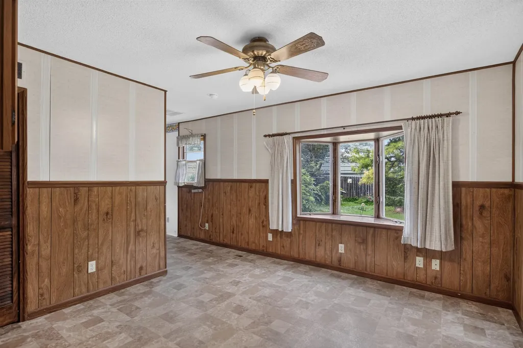 1034 S Vine Street Wichita KS 67213