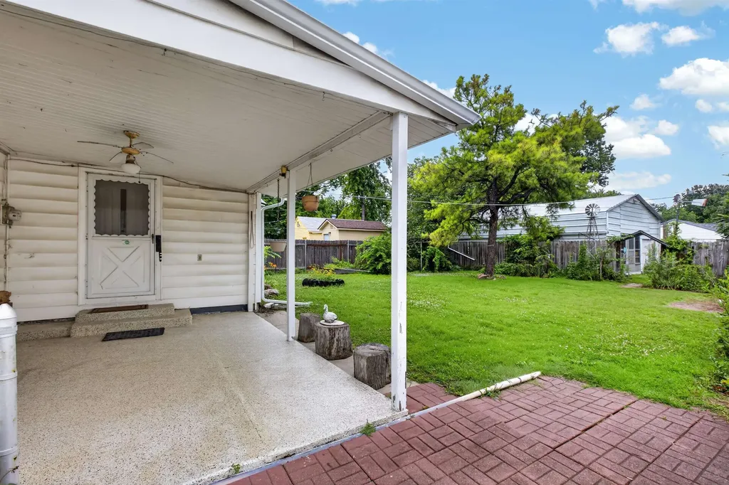 1034 S Vine Street Wichita KS 67213