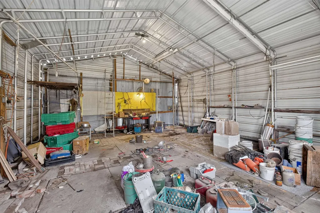 1034 S Vine Street Wichita KS 67213