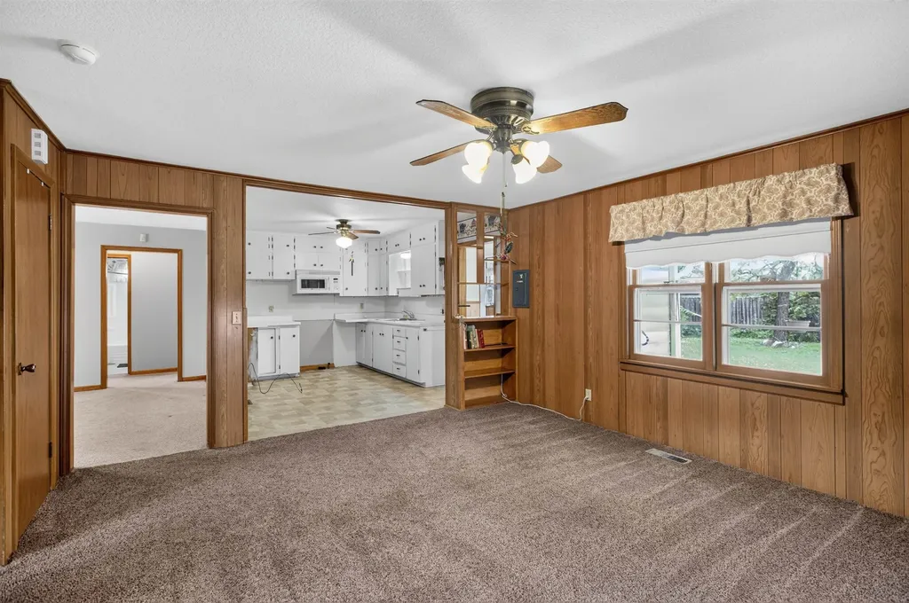 1034 S Vine Street Wichita KS 67213