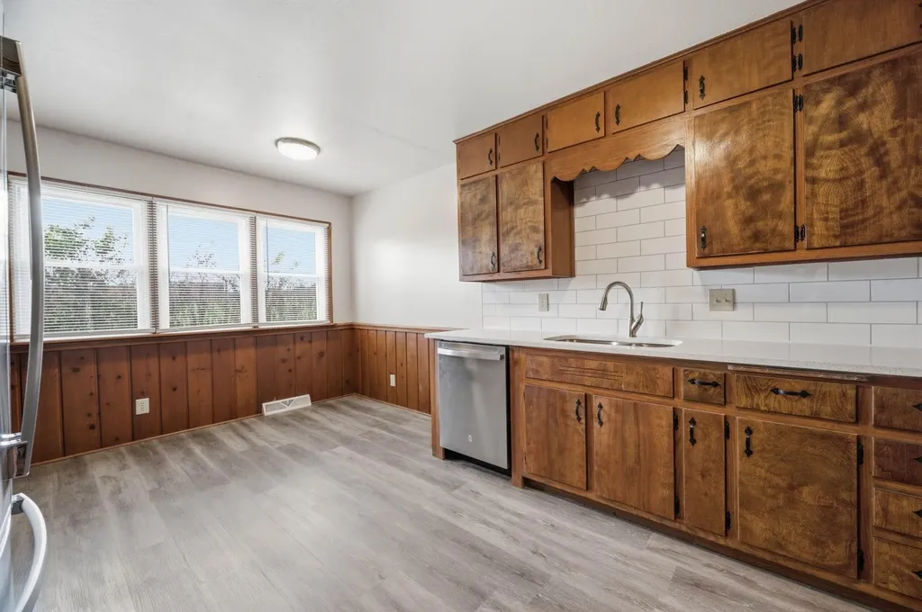 2918 N Vassar Wichita KS 67220