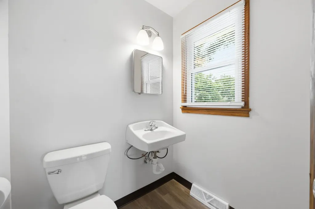 2918 N Vassar Wichita KS 67220
