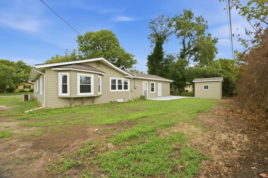2918 N Vassar Wichita KS 67220