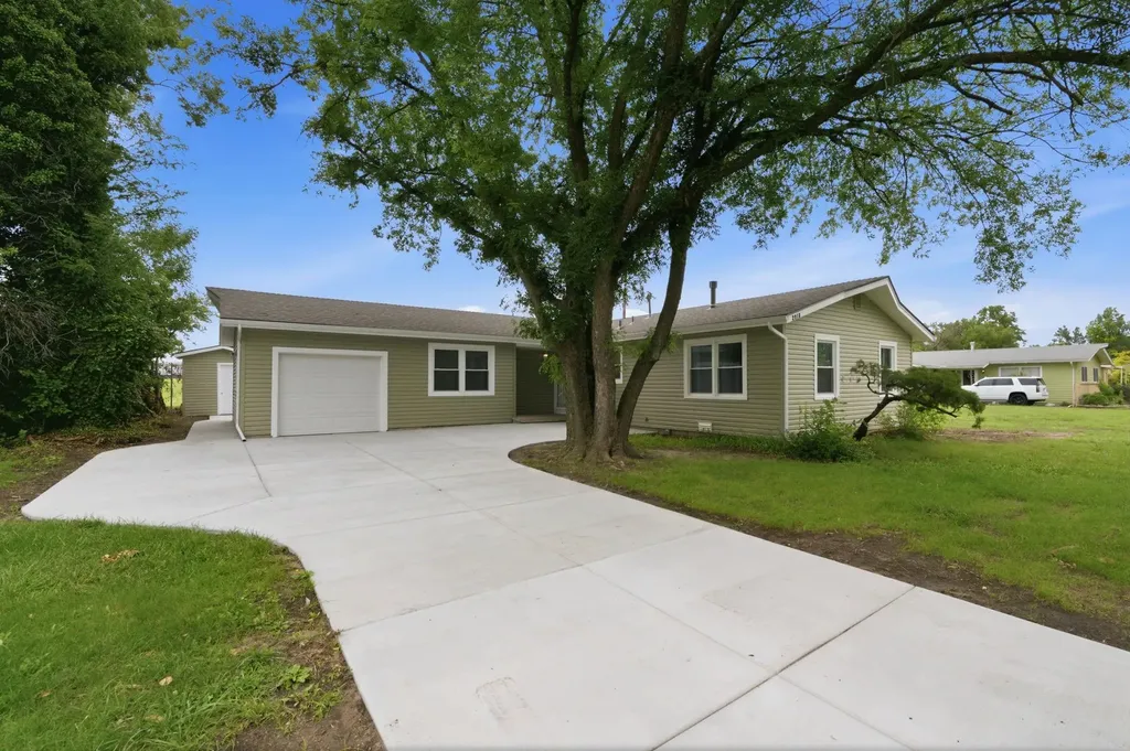 2918 N Vassar Wichita KS 67220