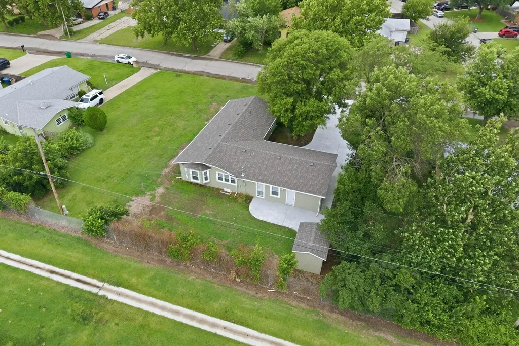 2918 N Vassar Wichita KS 67220