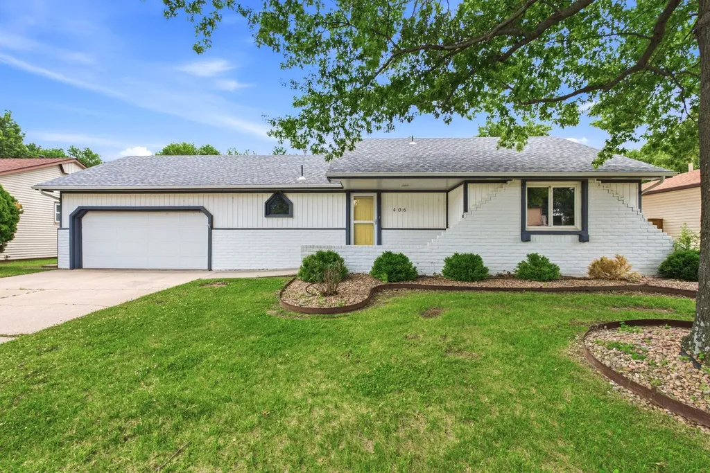 406 N Shefford Wichita KS 67212