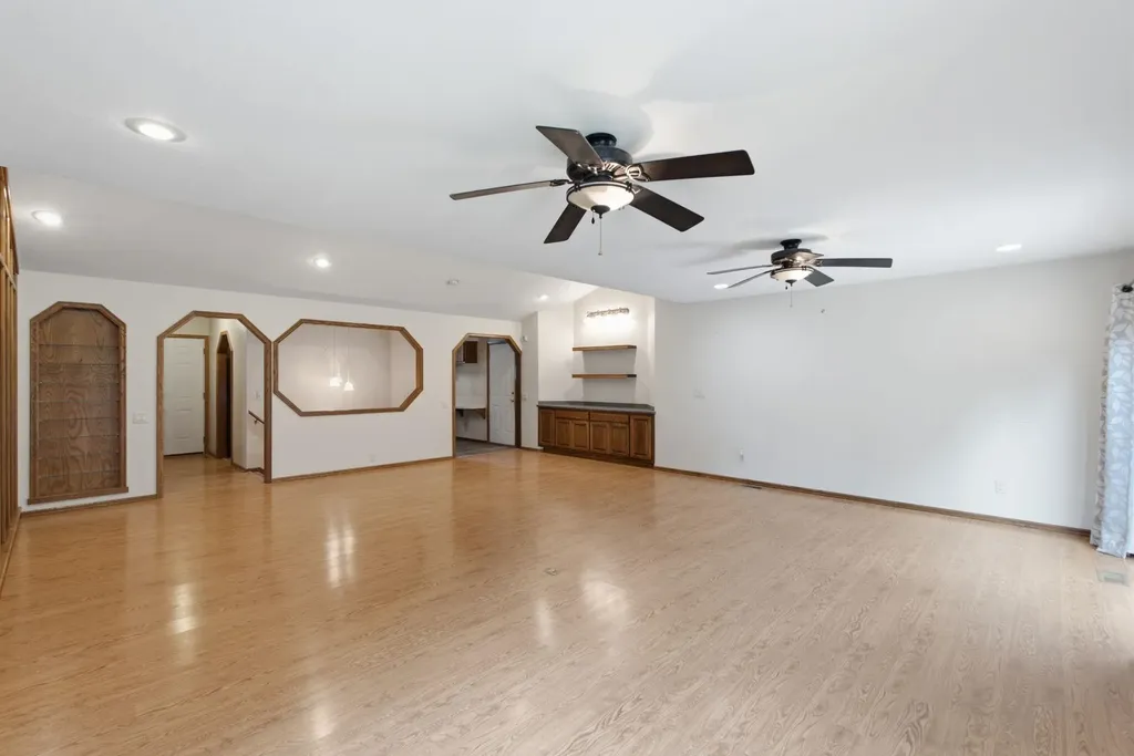 406 N Shefford Wichita KS 67212