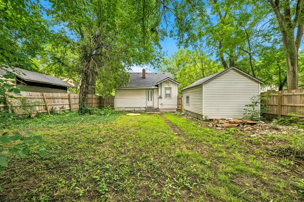 231 N Exposition Avenue Wichita KS 67203
