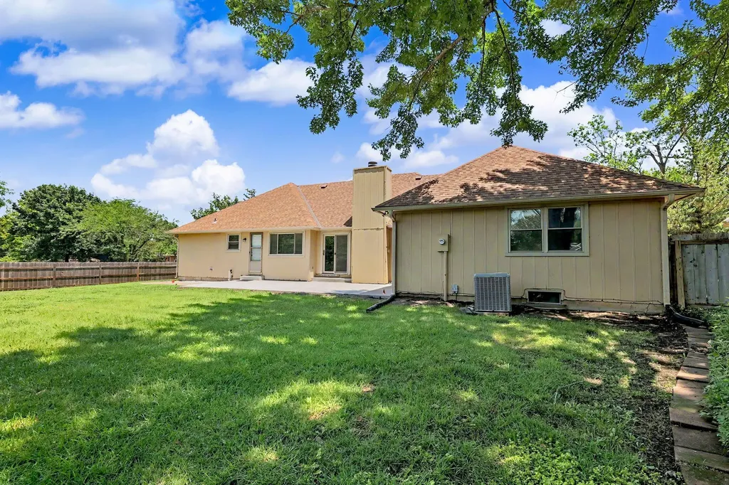 7511 E 24th Court N Wichita KS 67226