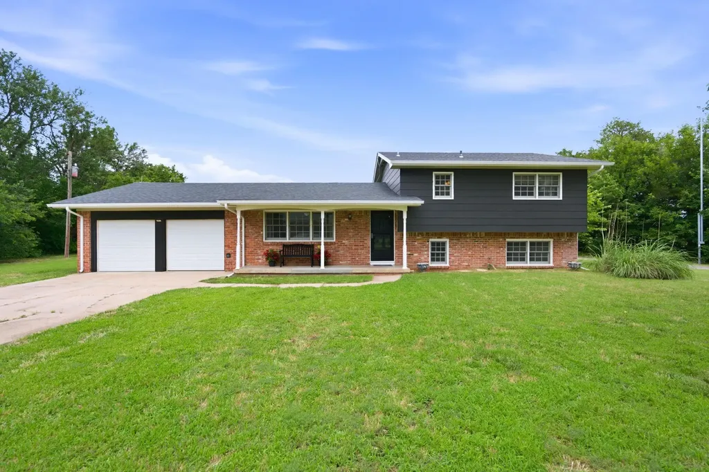 5632 SW 84th Sedgwick KS 67135