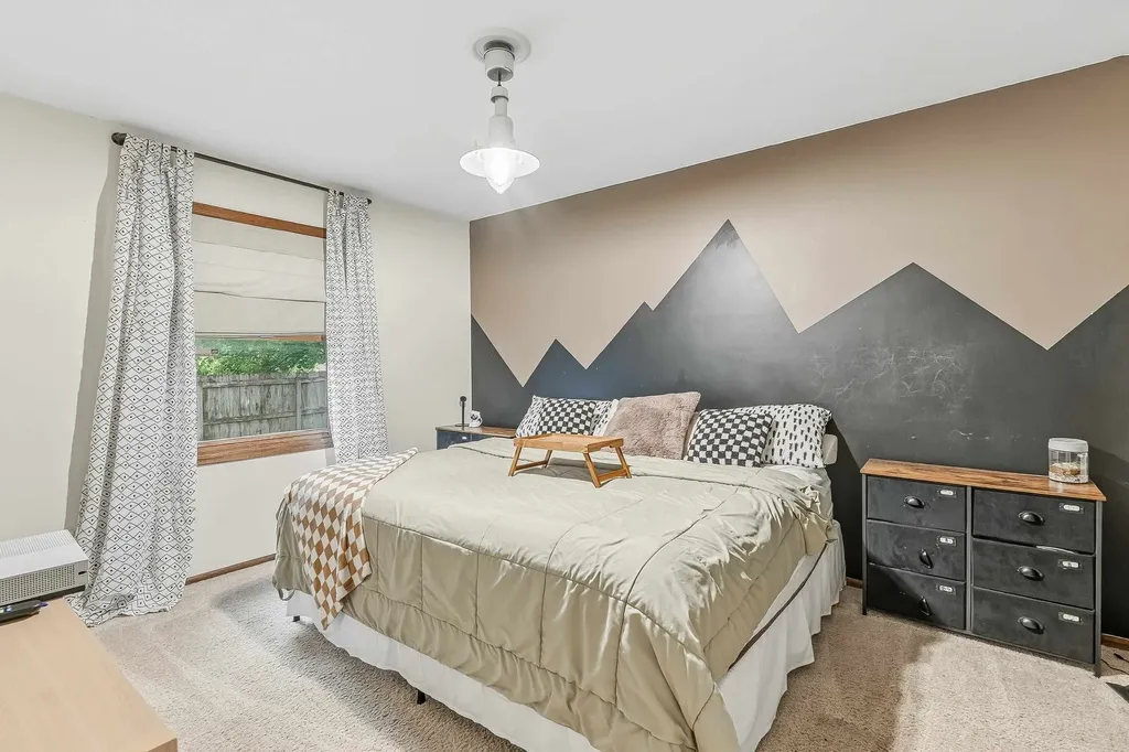 1153 S Burrus Wichita KS 67207