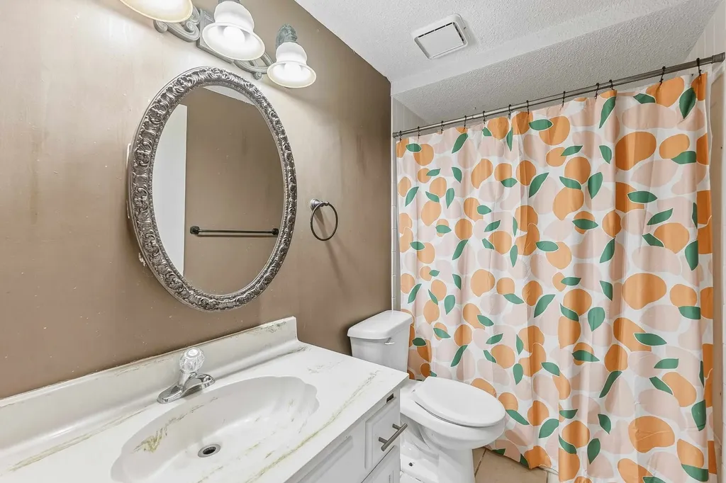 1153 S Burrus Wichita KS 67207