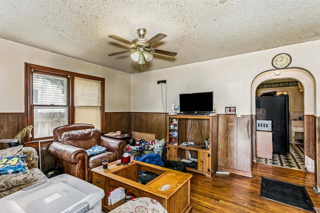 1108-1110 N Ada Augusta KS 67010-0000