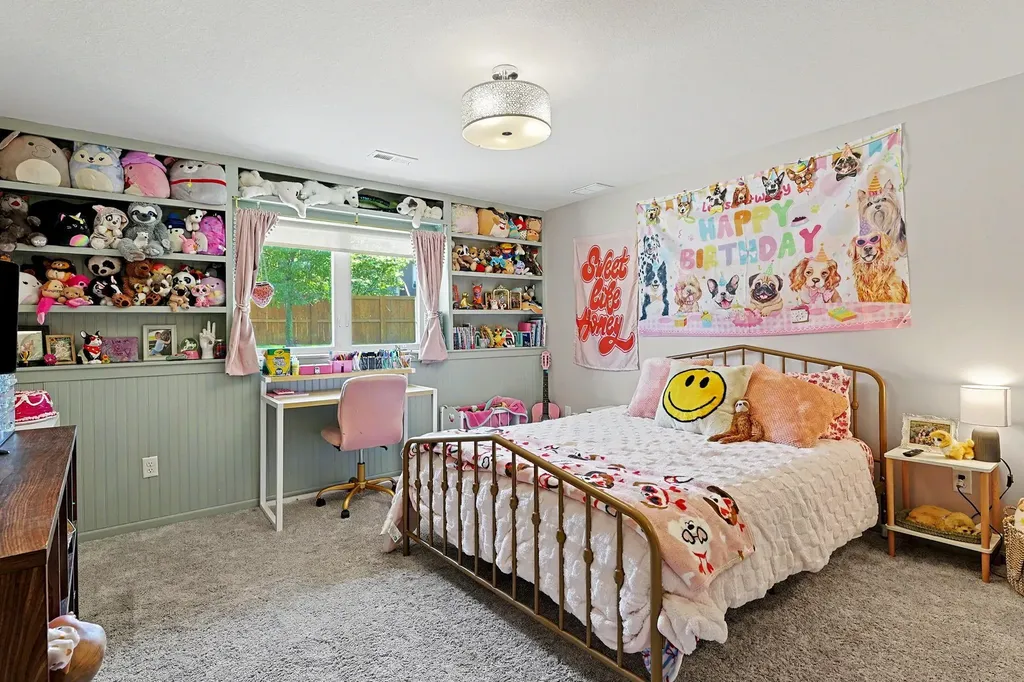 104 N Kennedy Wichita KS 67235