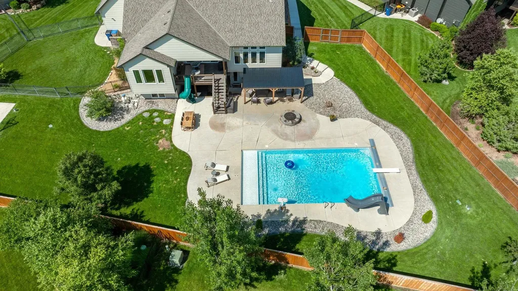 104 N Kennedy Wichita KS 67235