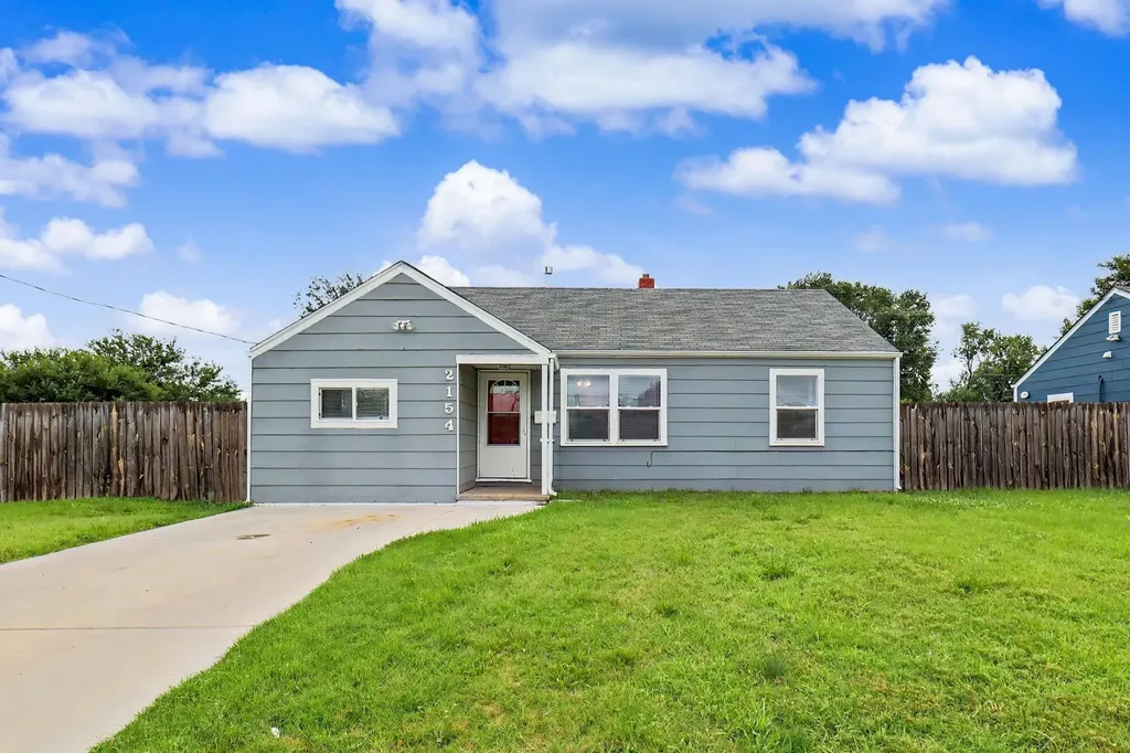 2154 S Seneca Street Wichita KS 67213