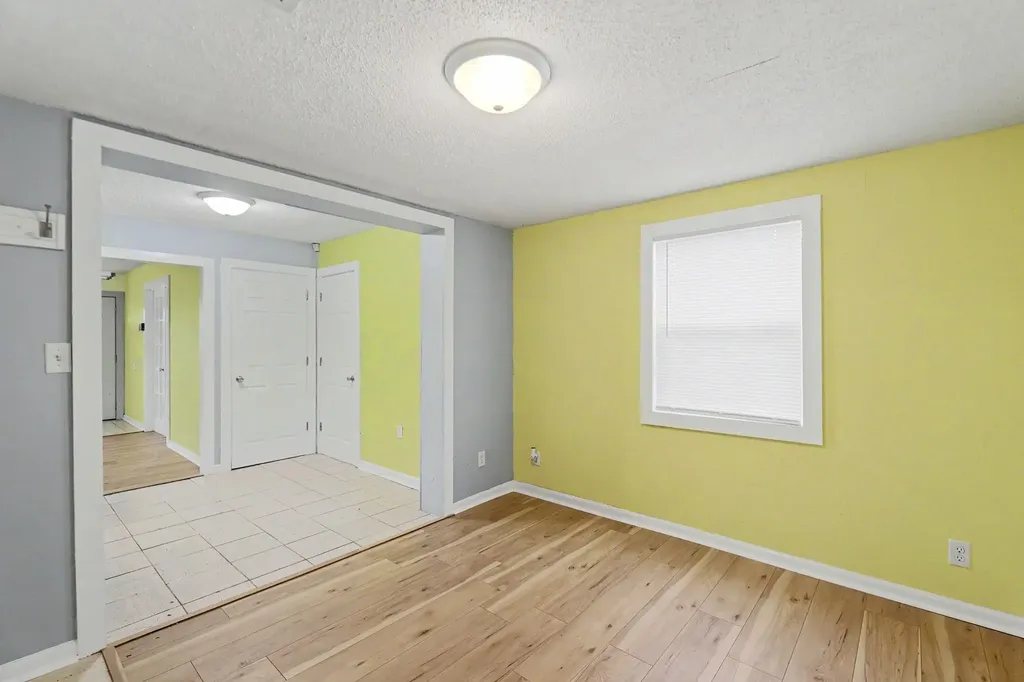 2154 S Seneca Street Wichita KS 67213